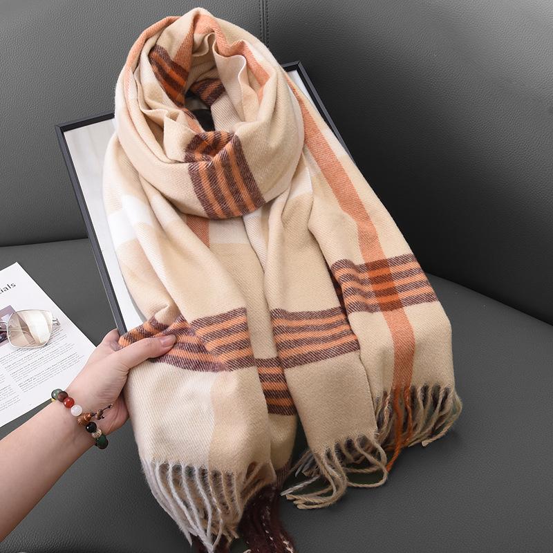

Дизайнерский кашемировый модный клетчатый шарф с бахромой, японский женский шарф-шаль в стиле элегантного темперамента 65*180 хаки