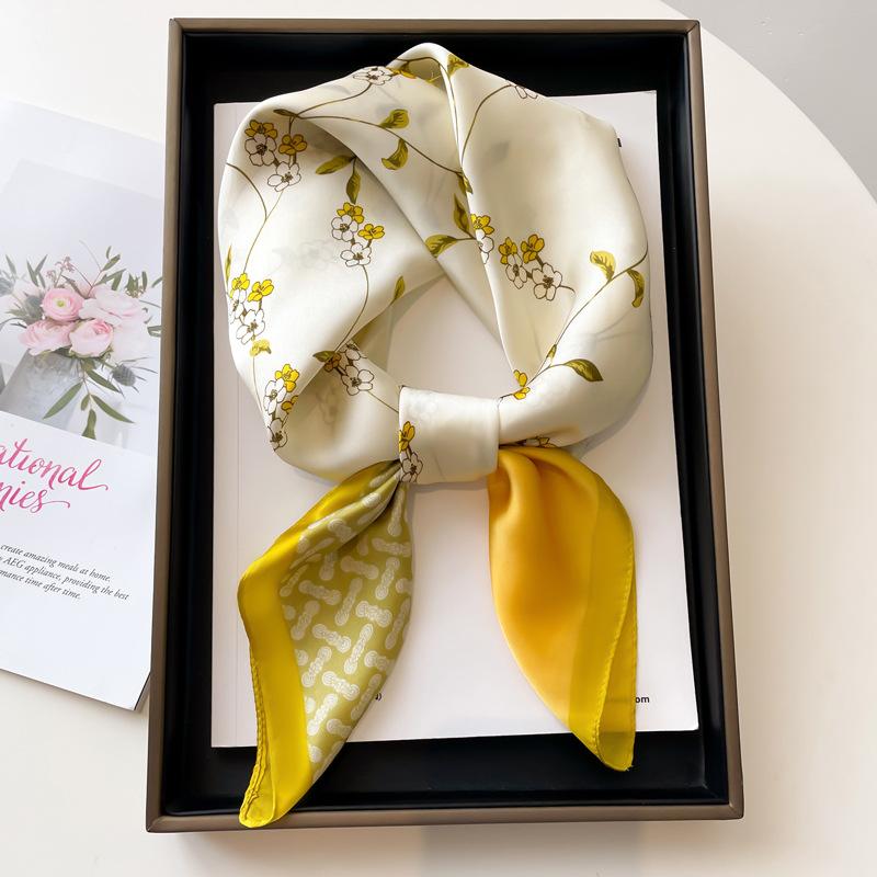 Luxury Design Silk Scarf Women Fashion Print Square Scarves Echarpes Curled Foulards Femme Wrap Bandana Hijab Foulard Gift