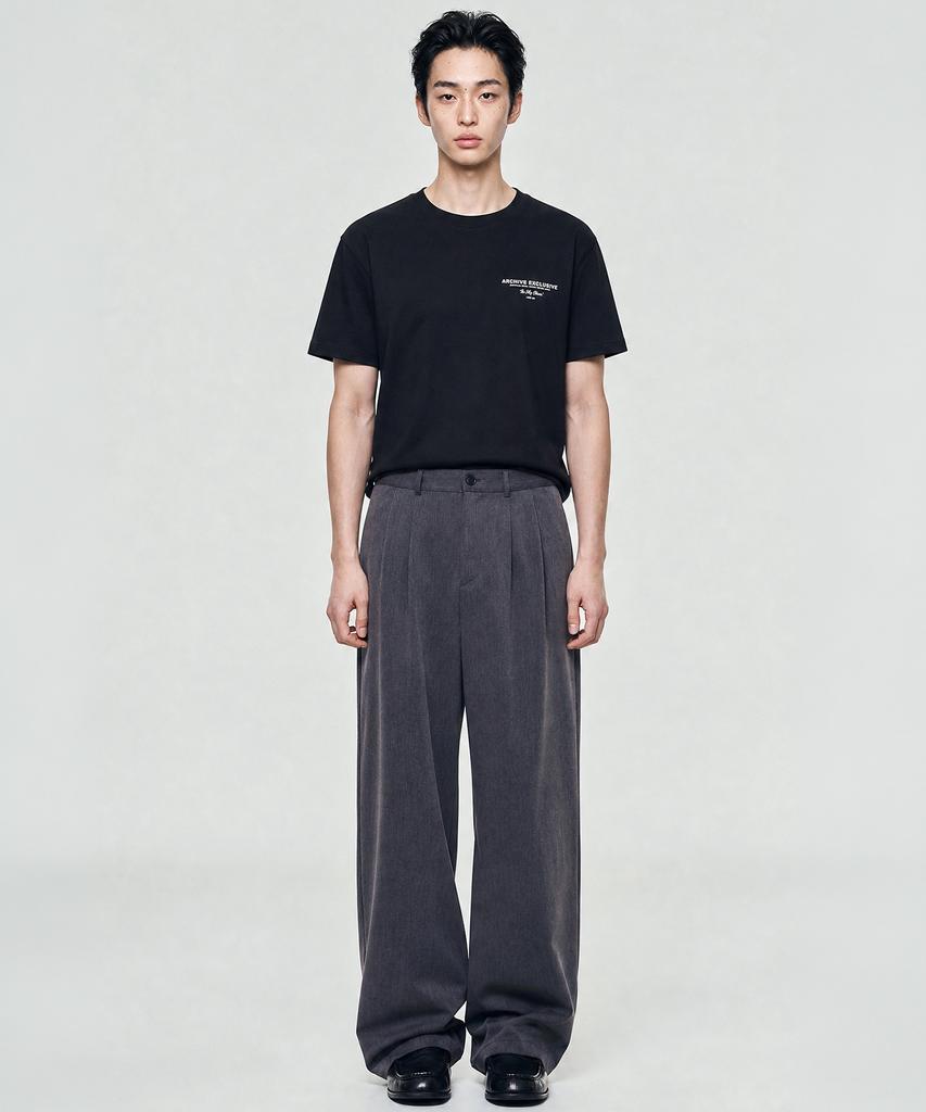 Lugkaeseuteu [Unisex] Avel Archive Signature T-Shirt_Black