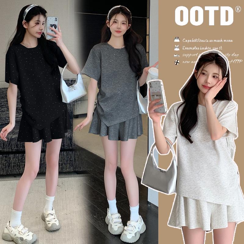 

Maternity Summer Clothes Set 2026: Rhinestone Short Sleeve Top & Skirt - Slimming, Loose Fit, Tummy Cover Medium