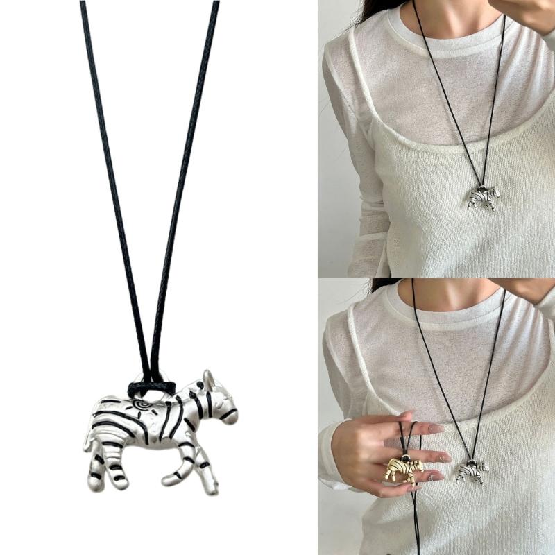 Fashionable Zebras Print Adjustable Length Necklace for Women Stylish Neck Chain Jewelry Perfect Gift