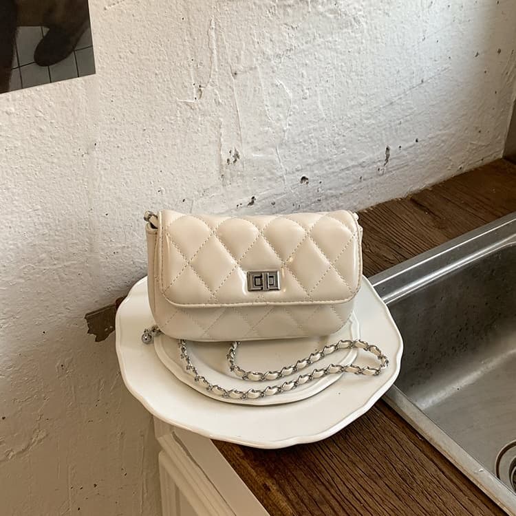 

Rhombus bag women s shoulder crossbody armpit bag off білий колір