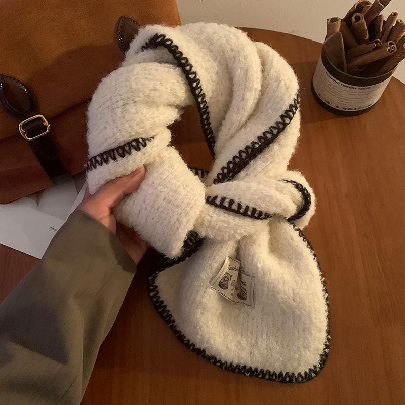 Atmosphere soft waxy green knitted wool scarf women's autumn and winter thickened warm versatile neck protection scarf tide