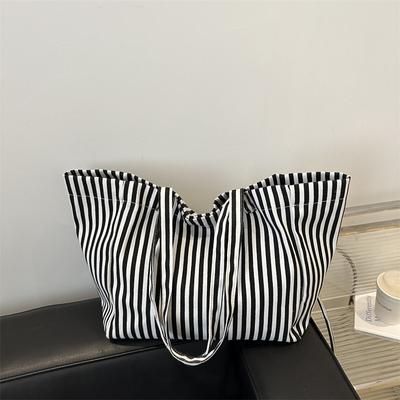 Bolso de Mano Grande de Capacidad Casual Retro Literario y Sencillo Bolso Tote de Hombro Pequeño Fresco de Raya Diplomática Otoño