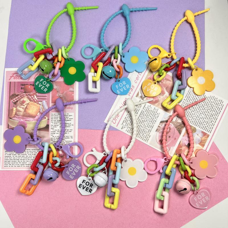 1 Piece Cute Little Flower Key Ring Creative Candy Color Flower Heart Keychain Bag Pendant Accessories