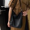 Large-capacity Commuter Tote Bag Trendy Single-shoulder Bag Casual and Versatile Underarm Bag