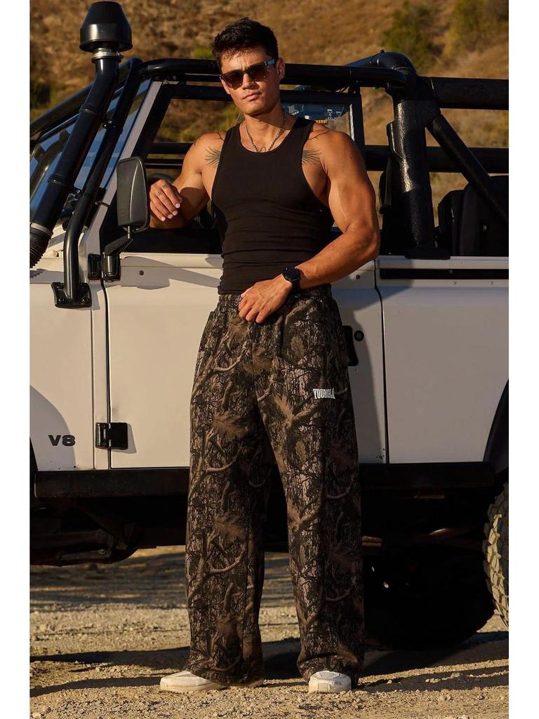 Men's Camouflage Wide-Leg Athletic Pants: Trendy Printed, Loose-Fit Casual and Running Style