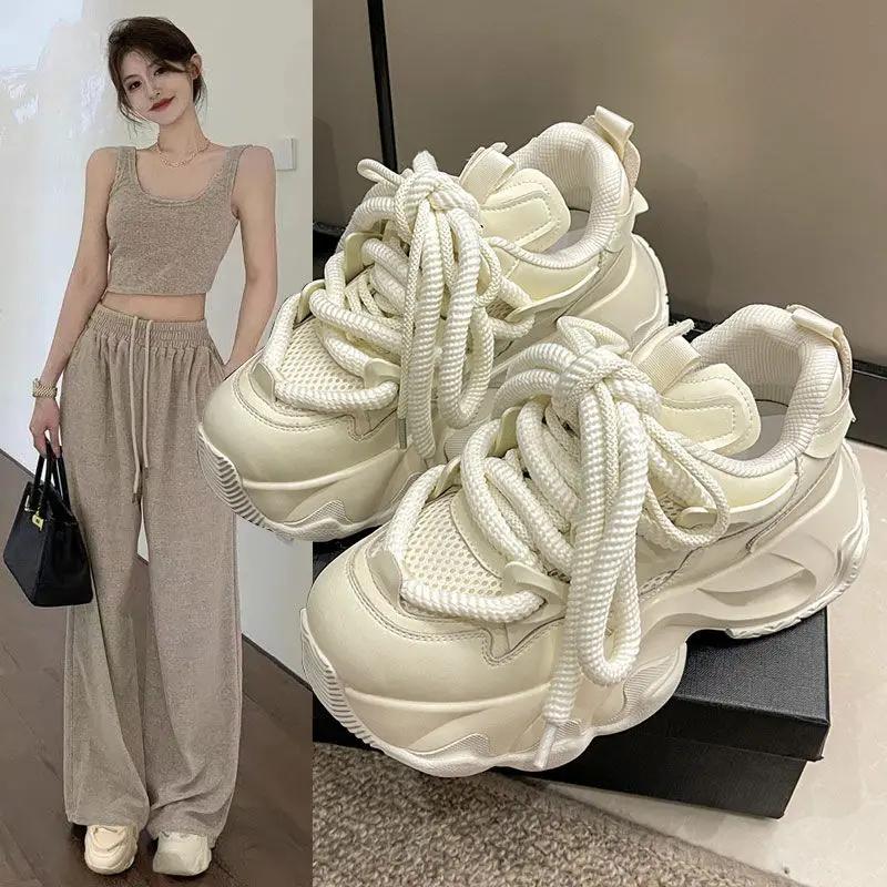 

Модные изысканные женские кроссовки Модная универсальная повседневная обувь Мягкая подошва Удобная толстая подошва Увеличение высоты 7 см Кроссовки для бега 39 бежевый