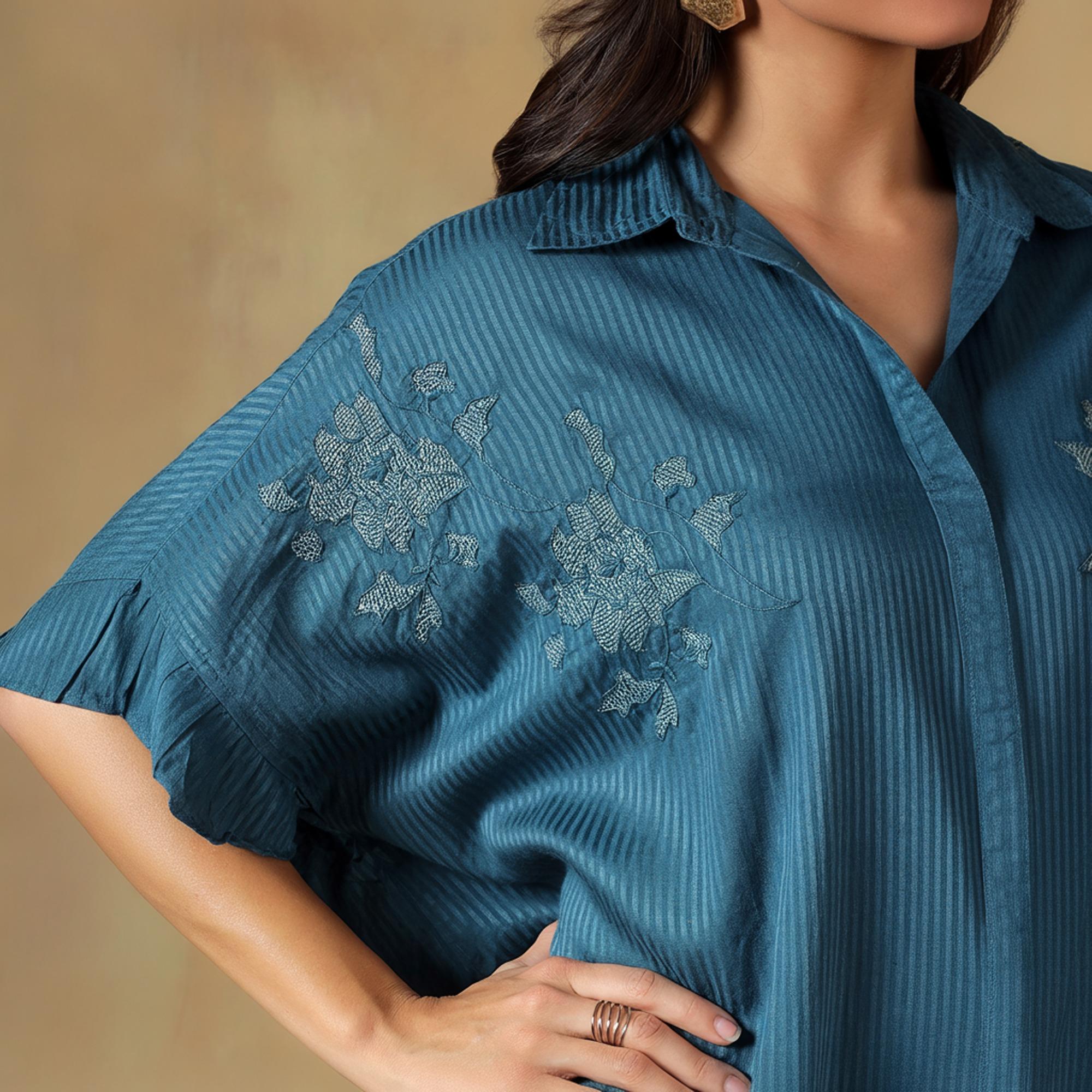 

Teal Freesize Lucknowi Chikankari Oversize Shirt XXL чирковый