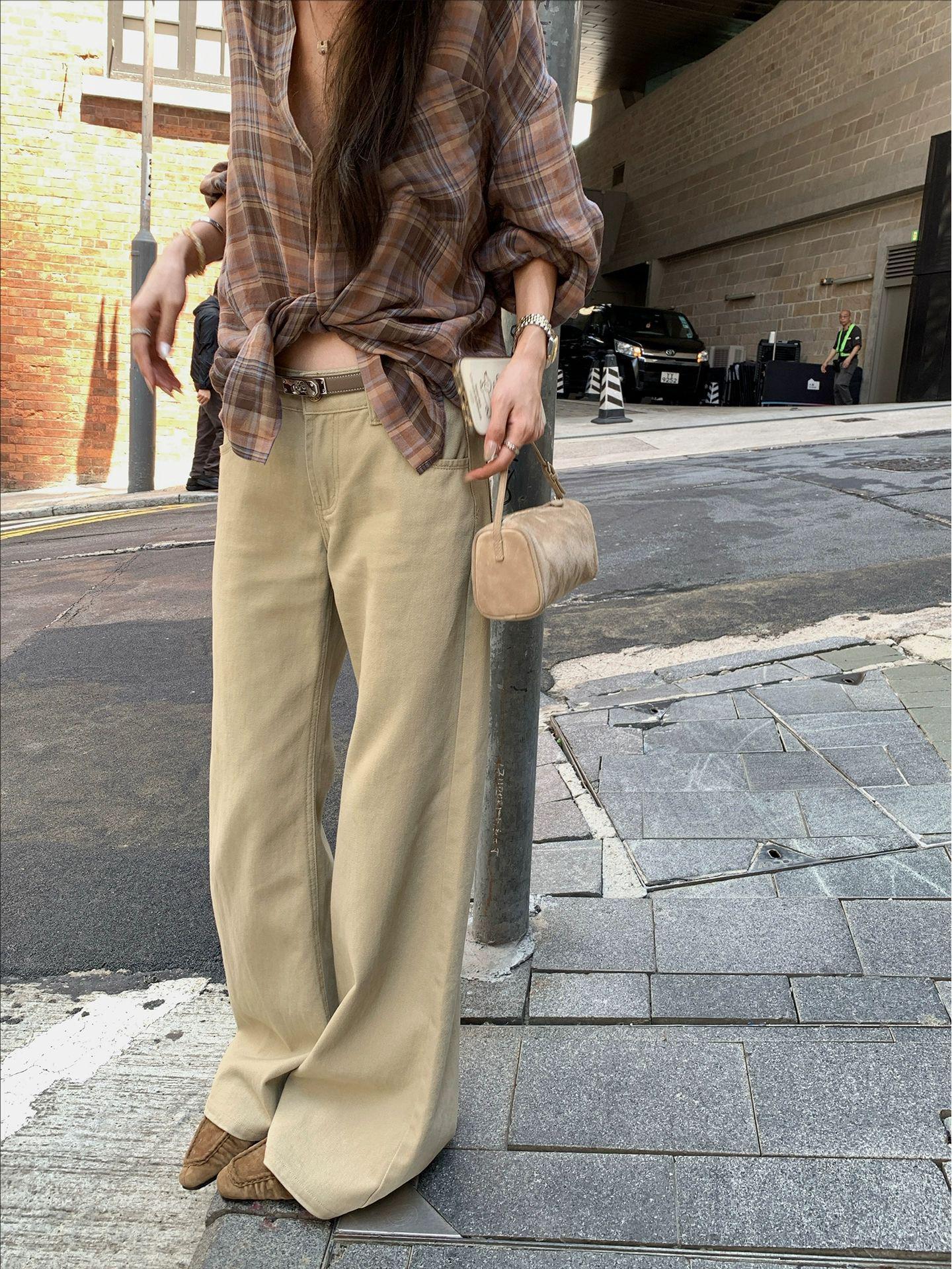 

NanaByNaa Women s Khaki Flare Jeans - Autumn Old Money Style Small світлого кольору хакі