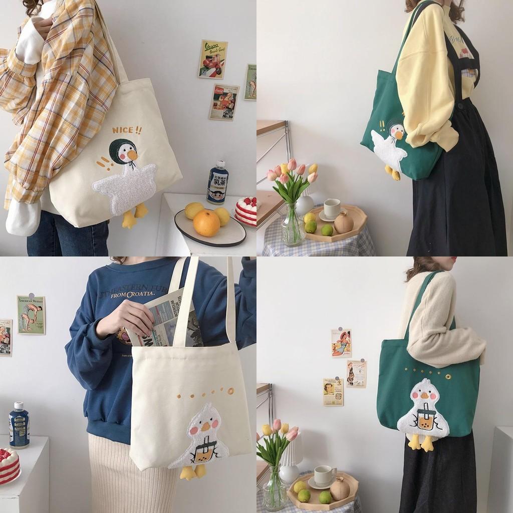 Adorable Duck Pattern Canvas Carryall With Inner Zipper Pocket For Commuting