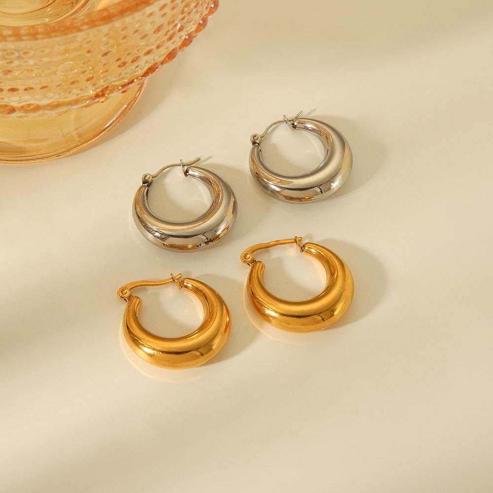 Fashionable Niche Design High-end Titanium Steel Gold-plated Geometric Earrings, Elegant Hollow Round Style for Women