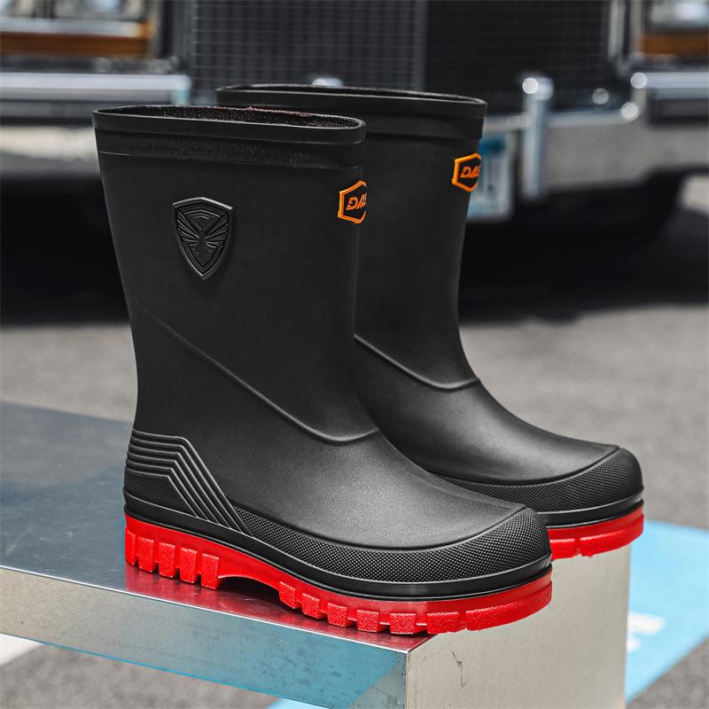 Closed Rain Shoes Men's Medium Tube Non-slip Water Shoes Outdoor Thick-soled Warm Water Shoes Fishing Work Rubber Shoes