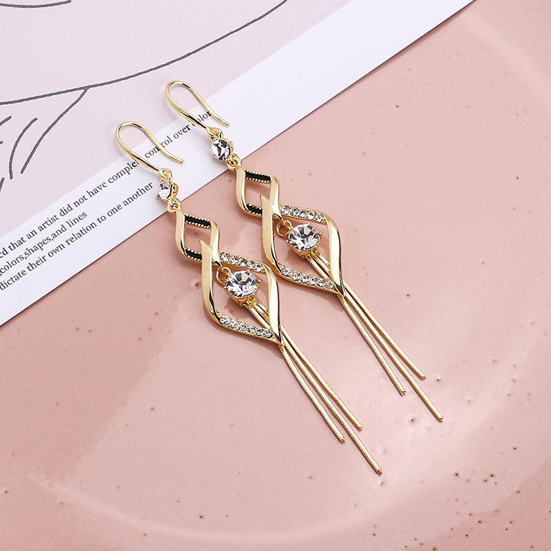 2023 New Fashion Rhinestone Tassel Earrings: S925 Silver Needle Rhombus Design