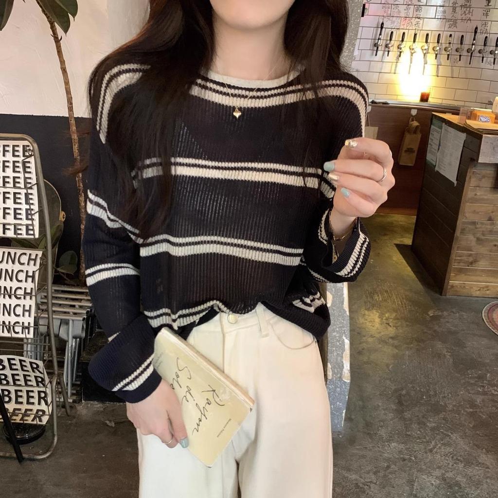 Koreanischer gestreifter Farbblock-Strick Langarm Damen Sommer-Überwurf: Lockeres, Schlankmachendes, Sonnenschützendes Hemd