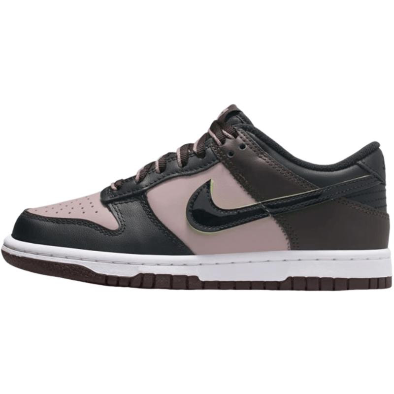 

Nike Dunk Low SE (GS) Casual Sneakers EUR 38.5
