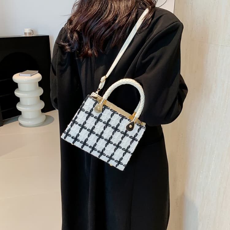 Retro Women's Handbag Shoulder Carrier Bag