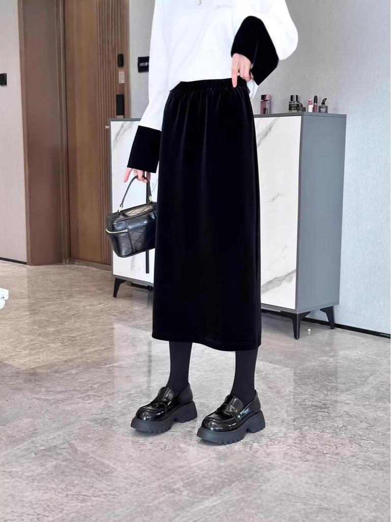 Women's Black Gold Velvet High Waist Slit Skirt - Elegant Mid-Length Tube for Spring/Autumn 2026