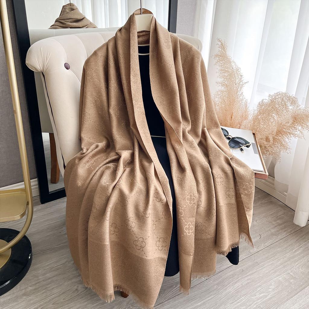 Spring And Summer Shawl With Four-Leaf Flower Imitation Cashmere Scarf High-End Fashion Long Scarf Shawl Versatile Scarf