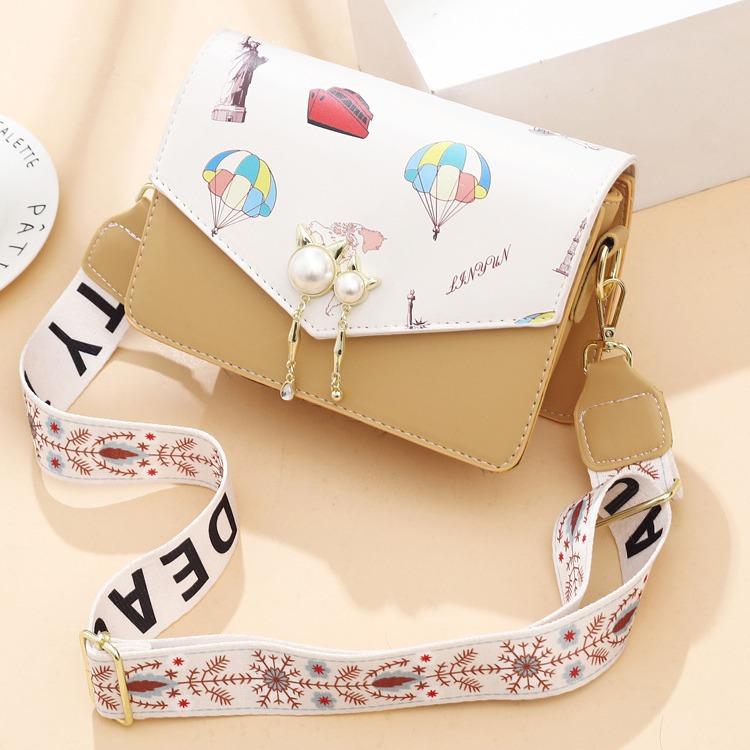 New women's bag exquisite small bag versatile fashion high sense shoulder bag messenger bag women's bag