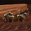 Lustige Katze Messing Kleine Ornament Heim Büro Schreibtisch Kätzchen Figuren Handgefertigt Tischplatte Kupfer Tier Skulptur Dekoration Handwerk