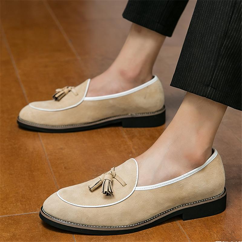 Fashion New Wedding Dress Suede Leather Shoes for Men Tassels Driving Shoes Prom Homecoming Party Oxfords Footwear Zapatos