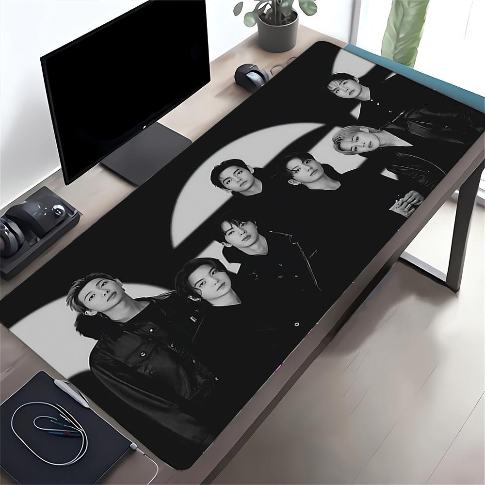 Urban Night Vibes Large Gaming Mouse Pad Nonslip Rubber Base Waterproof Desk Mat For Office Pc Laptop