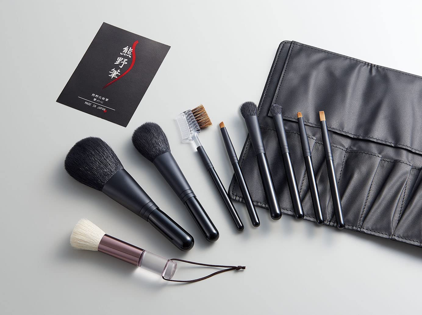 

Набор кистей для макияжа Zenith Kumano Heart of the Brush KFi-K309FWB чёрный
