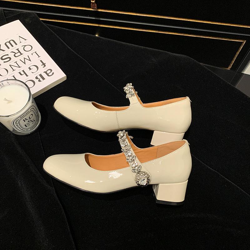Fairy wind 2025 new French high-heeled leather round head rhinestone word with thick heel Mary Jane single shoes commuting
