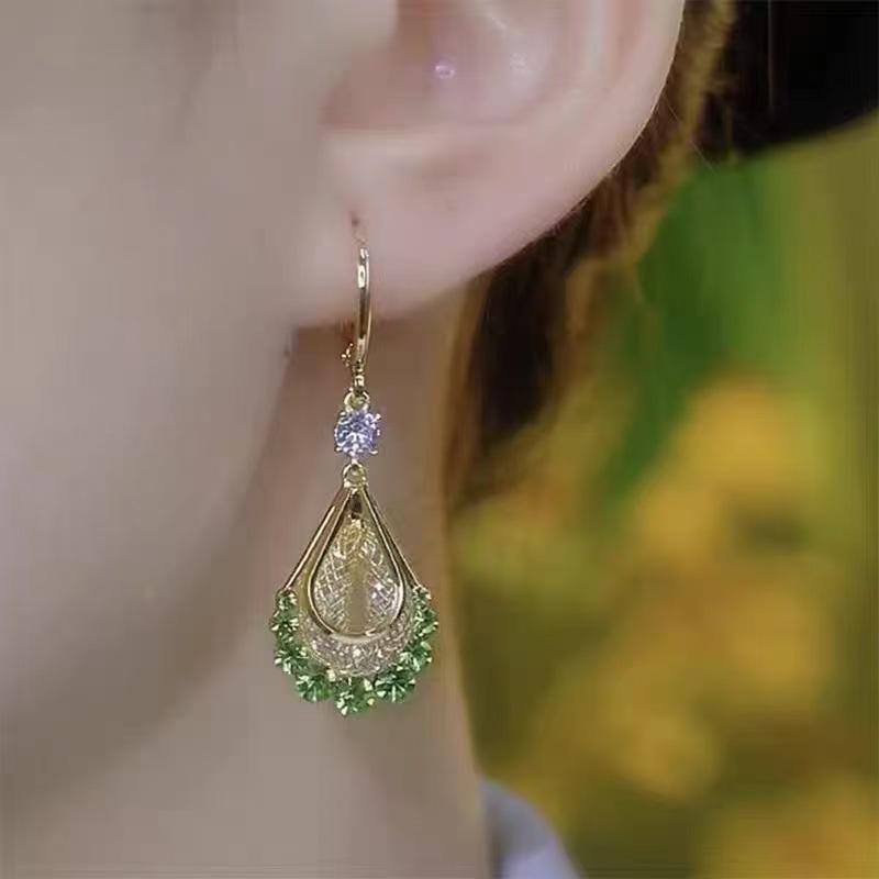 Elegant Gold Mesh Teardrop Earrings - Light Luxury High-End Shiny Versatile Jewelry for Women