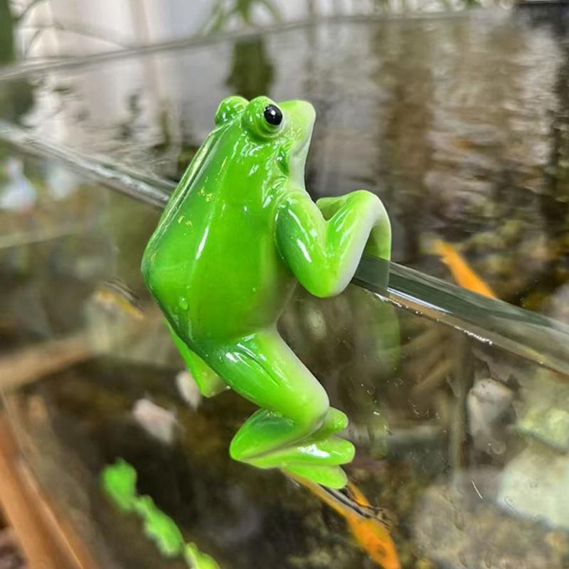 2 Pack Fluorescent Treefrog Farmer Clamps Permanent Rosin Statues For Deck Porch Border Decoration Night Glowing Halloween Accessories