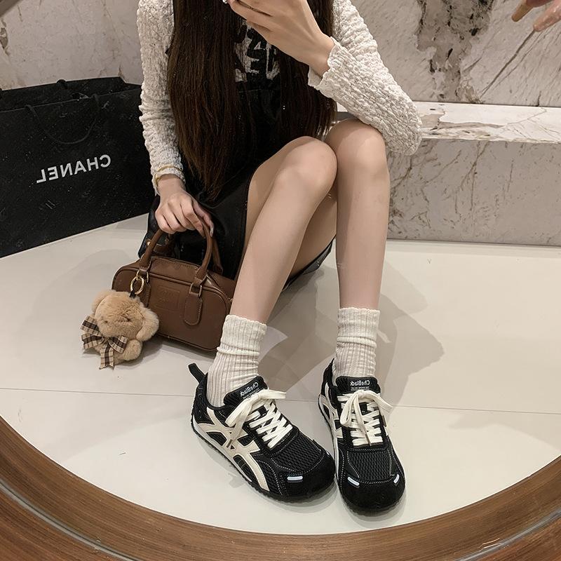 Skinny mesh breathable moral training shoes women's 2025 spring and summer soft soles are not tired feet flat soles versatile casual Forrest Gump