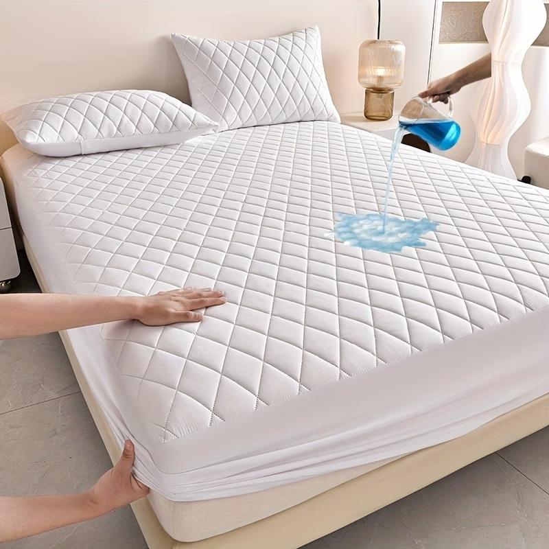 1pc Mattress Protector, Does Not Include Pillowcases or Pillow Inserts, with Waterproof Straight-line Pattern, Soft and Comfortable, Machine Washable