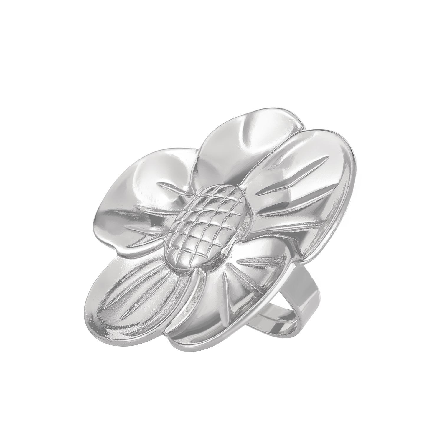 European Retro Large Metal Hollow Flower Ring for Women
