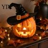 Haunted House Requisiten Halloween Kürbis Ornament mit Hexenhut, Harz Jack O Lantern Dekorative Lampe, Atmosphärische Raumaccessoires Gruseliges Gesicht Figur
