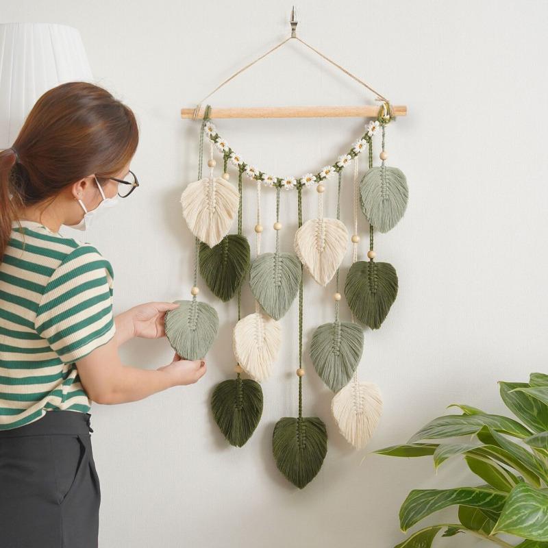 1pcs Bohemian Style Macrame Wall Hanging Hand-Woven Leaf Tapestry Boho Home Decor for Bedroom Living Room