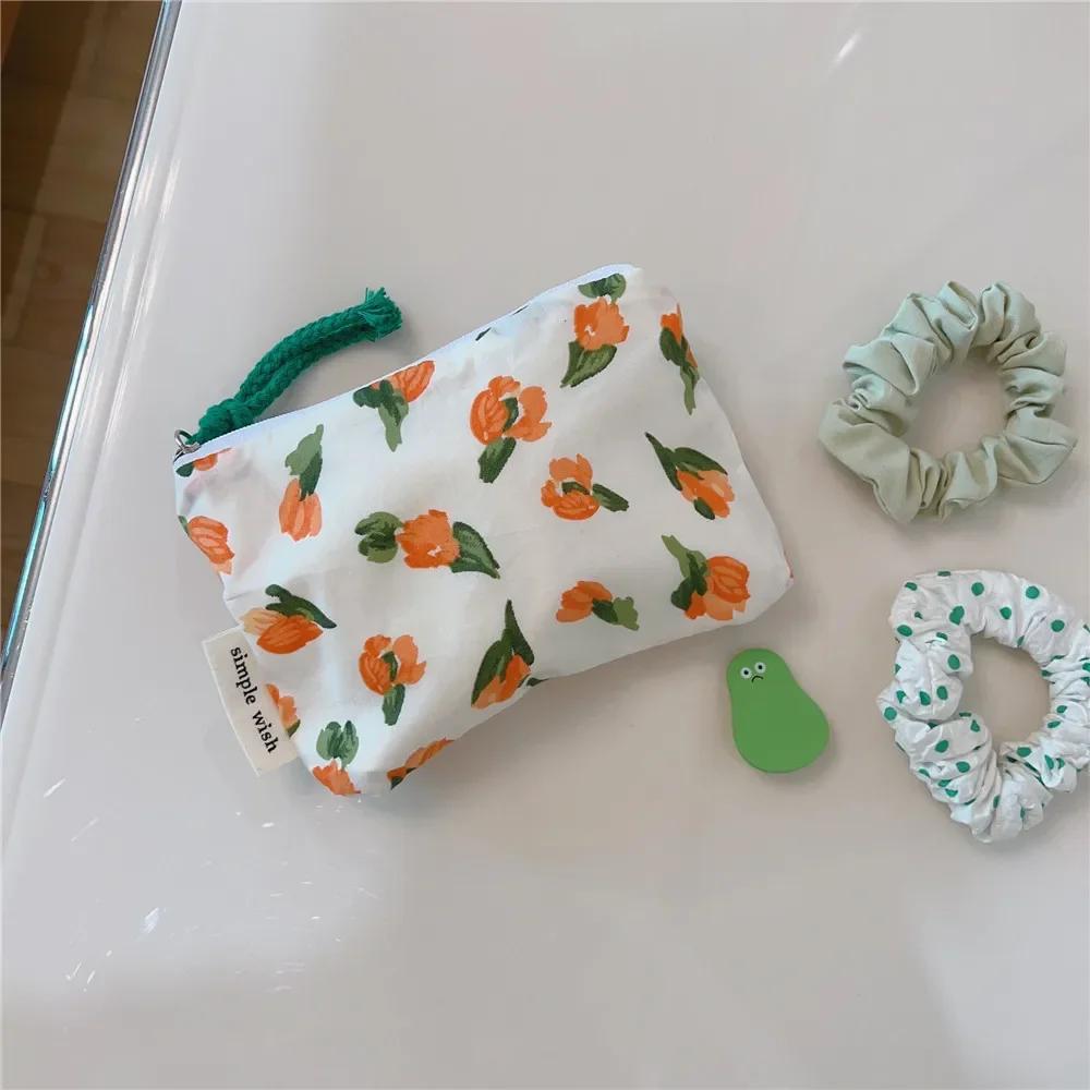 Cute Wallet Women Cotton Key Coin Purse Mini Coin Pouch Girls Floral Print Lipstick Sanitary Napkin Organizer Zipper Canvas Bags