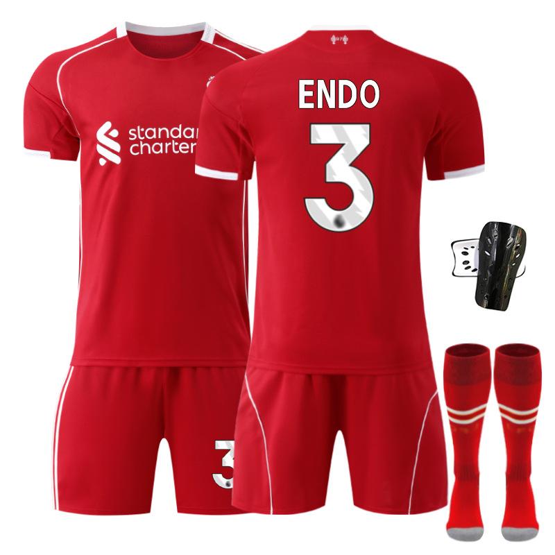 2 Liverpool domácí č.. 1 dres Salah Wirtz Isaac fotbalový dres sada pánská 2 Rota