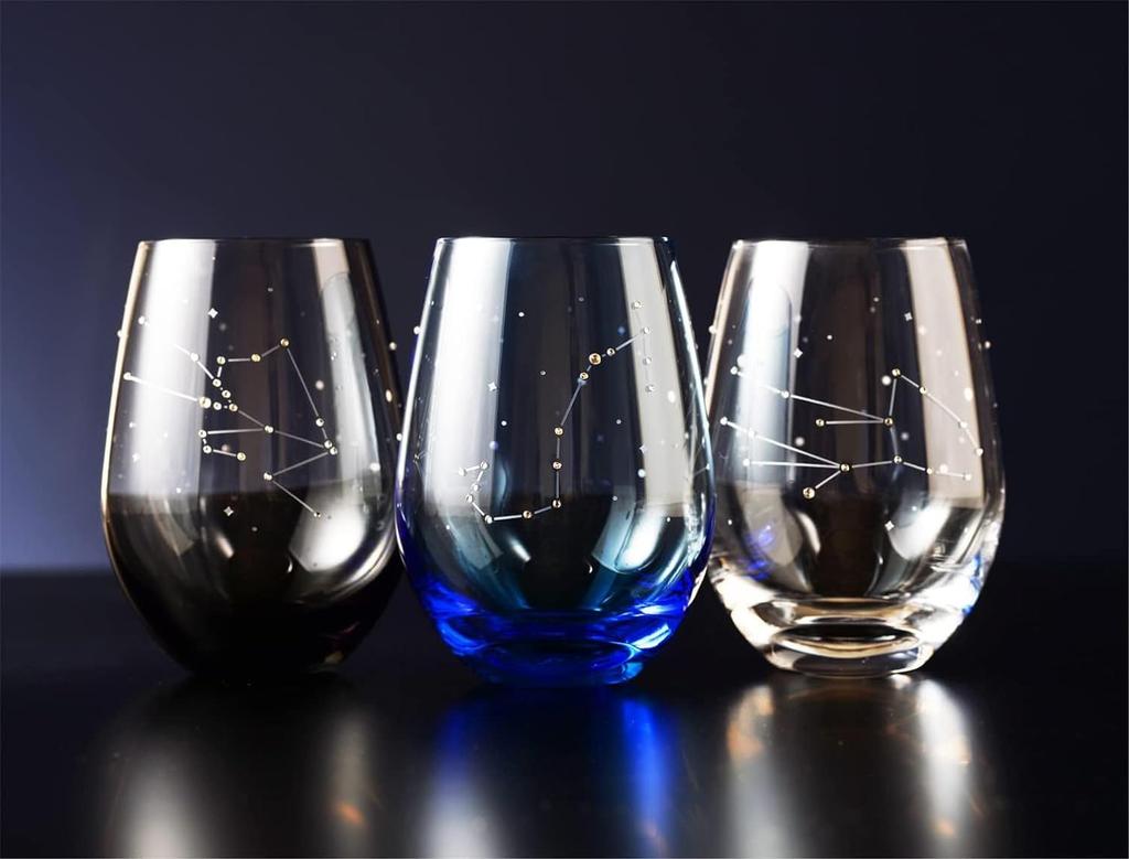 Sparkling rhinestone tumbler glass featuring the 12 constellations of the Zodiac - Scorpio. Choose from three colors (blue).