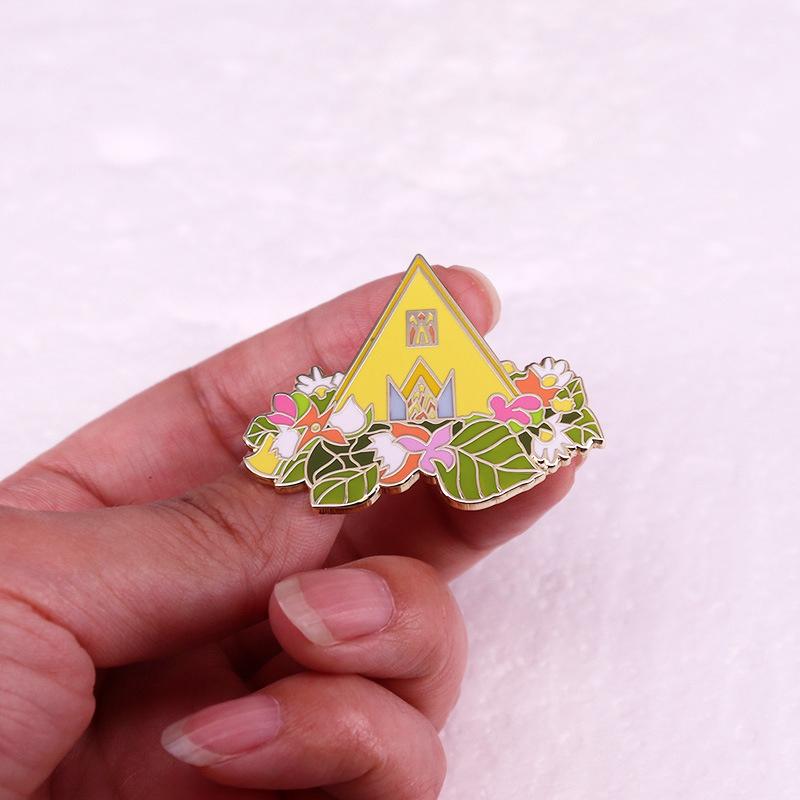 Midsummer Nightmare Swedish Folk Tales Horror Film Art Brooch Badge Pin Buckle Accessories Gift