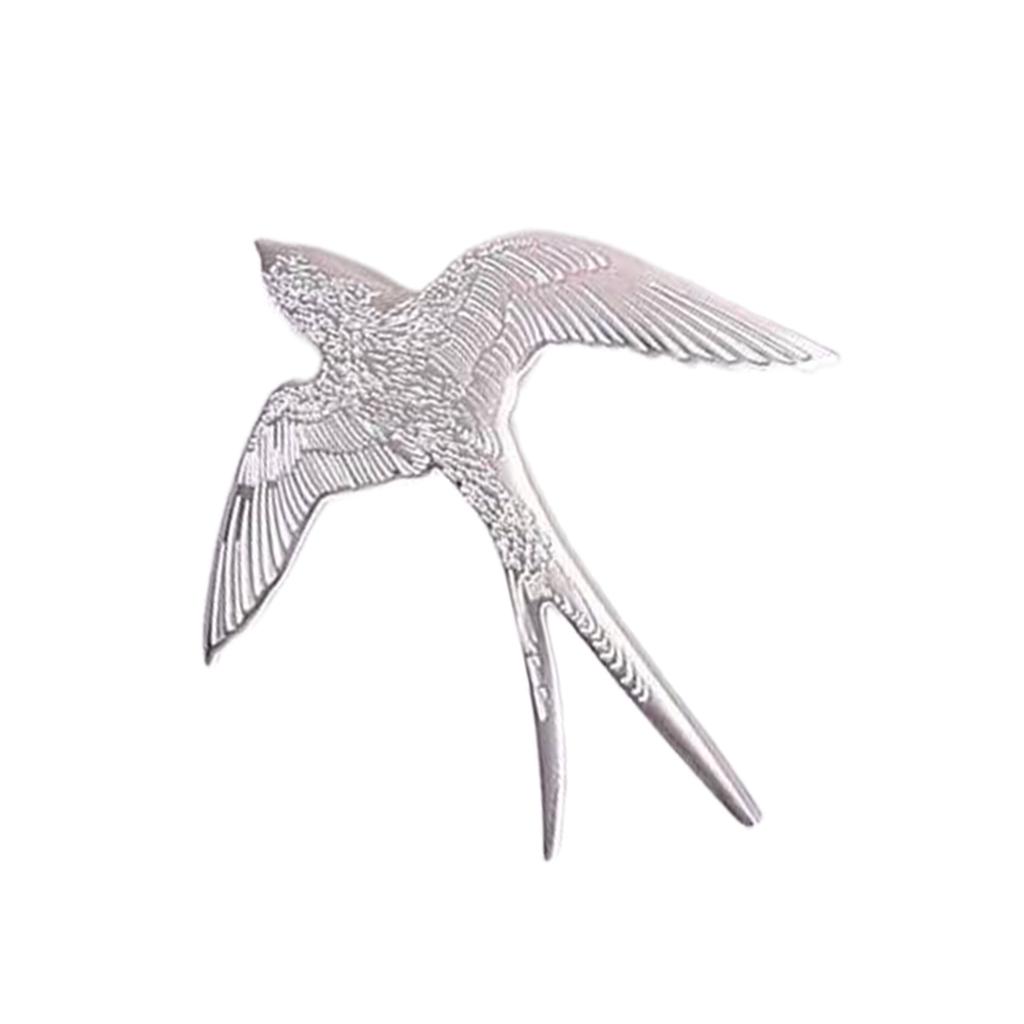 Elegant Swallow Bird Brooch Pin Cute Alloy Jewelry Lapel Pin Accessory For Women Men Casual Party Wedding Gift
