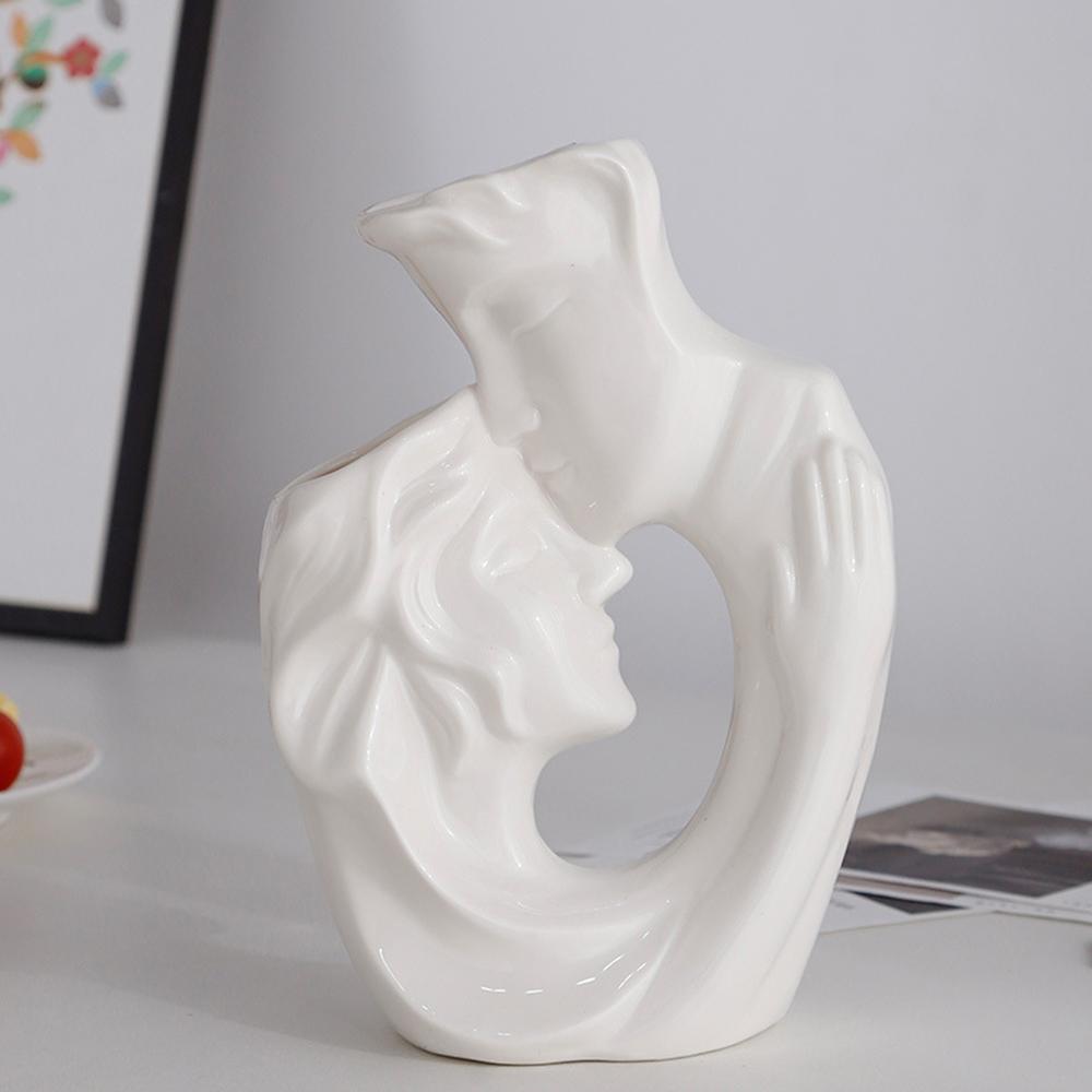 Kiss character couple vase, ceramic handicraft ornament, office home living room decoration gift, couple, vase