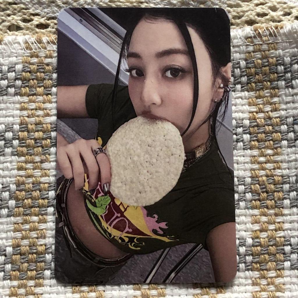 [USED] TWICE Jihyo THIS IS FOR Bonus Pre-Recorded Limited Trading Card