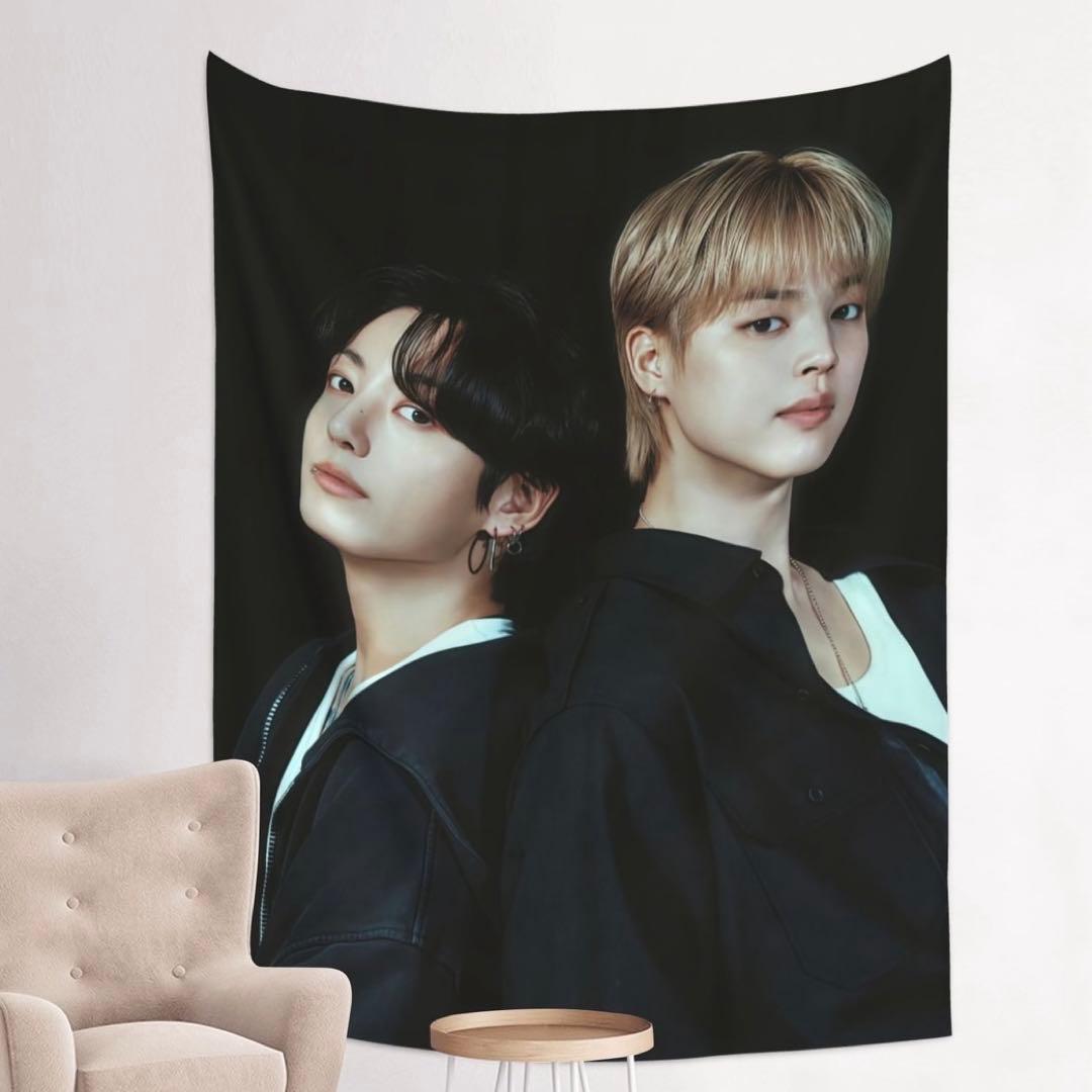 [USED] BTS Tapestry: Jungkook (Ike Maja) and Jimin (JIMIN)
