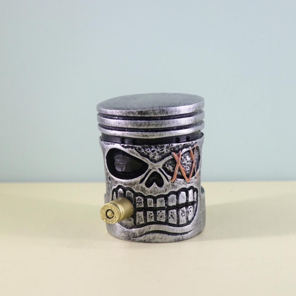 Mechanischer Punk Geschnitzter Kolben Totenkopf Gesicht Statue Kreative Europäischer Metallischer Stil Piraten Skulptur Harz Figur Desktop Deko
