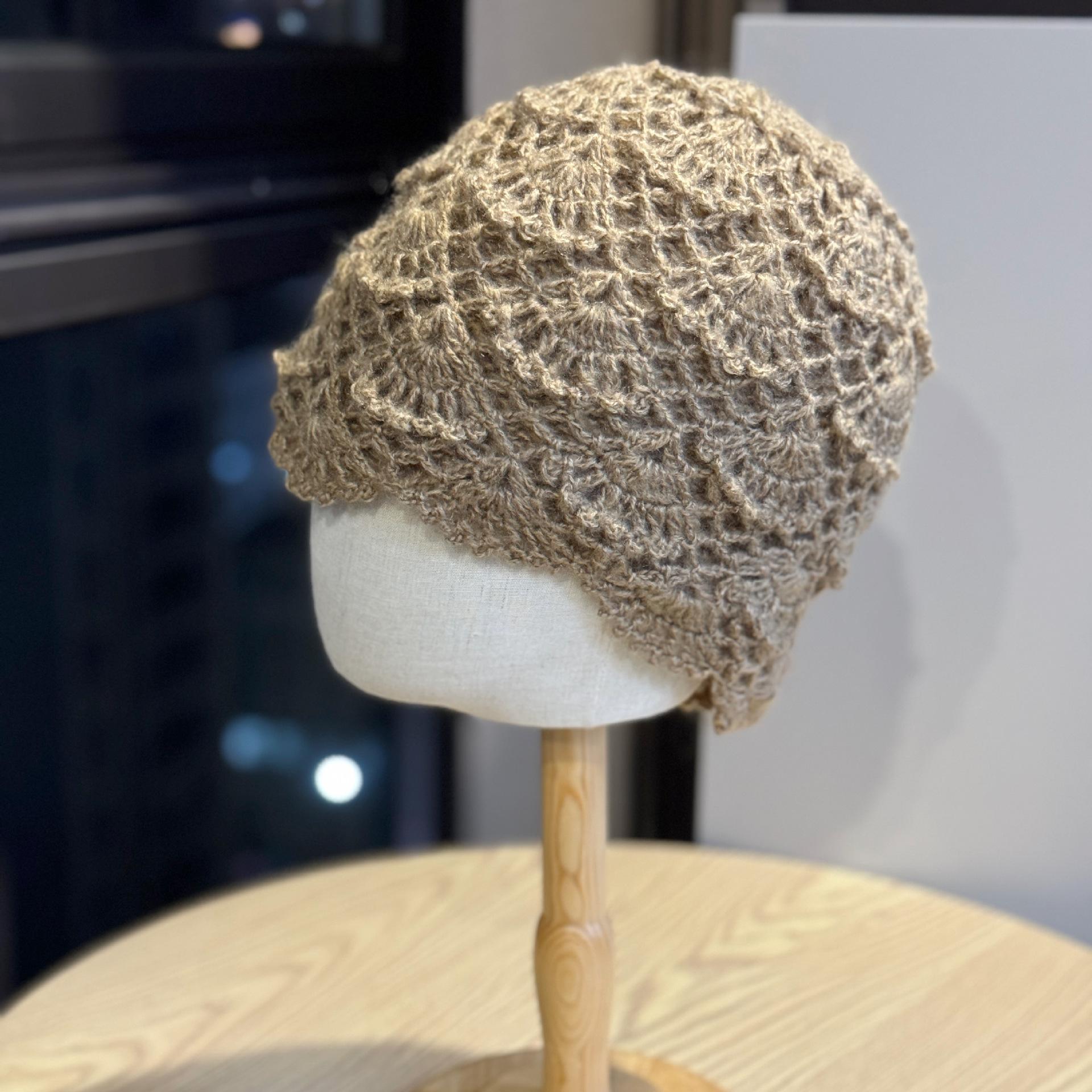 

Новая двухслойная шапка-пуловер ручной вязки для женщин на осень и зиму, корейская версия, универсальная теплая вязаная шерстяная шапка, модная шапка-баотоу one size