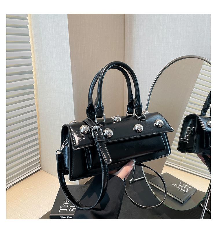 New Rivet Baguette Bag Women's 2025 New Premium Textured Handbag Simple Versatile Shoulder Crossbody Bag