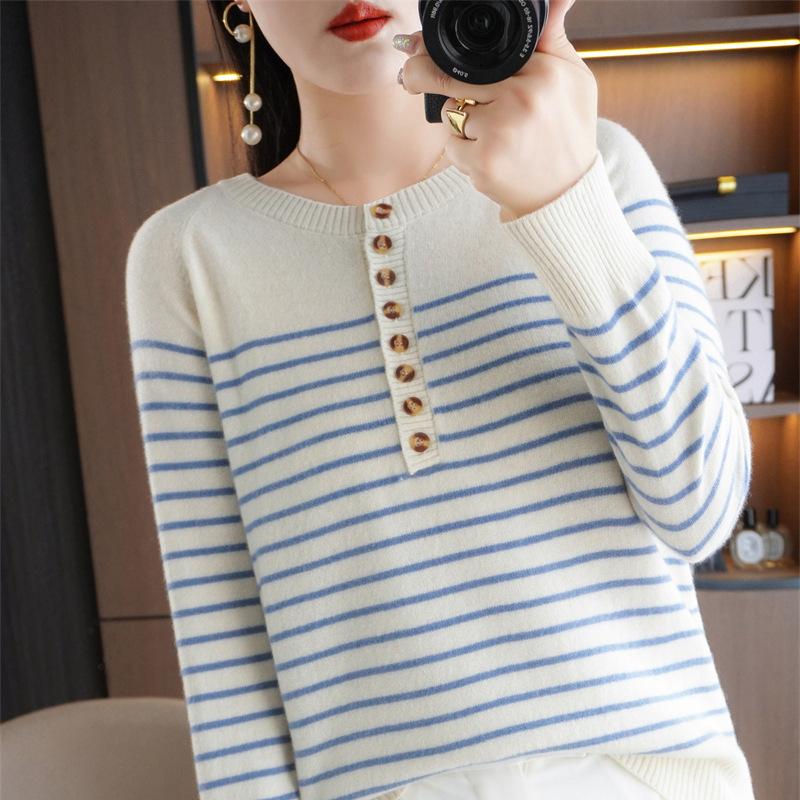 Multi-button Round Neck Bottoming Shirt for Women In Autumn and Winter, All-match Sweater, Loose Striped Andy Velvet Warm Top, Knitted Style