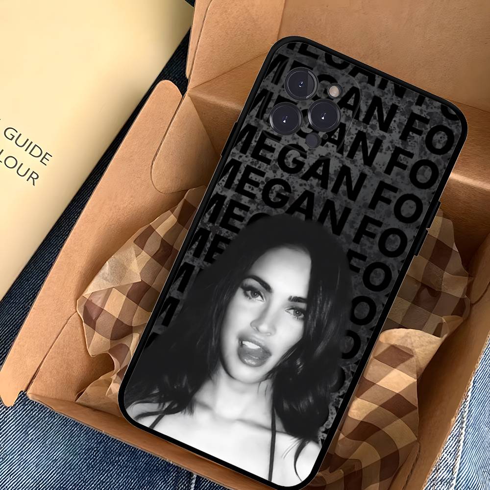 

Actress M-Megan Fox Model Phone Case For Iphone 16 15 17 13 14 12 11 Pro Max Plus Black Shell Cover Case iPhone 17pro max