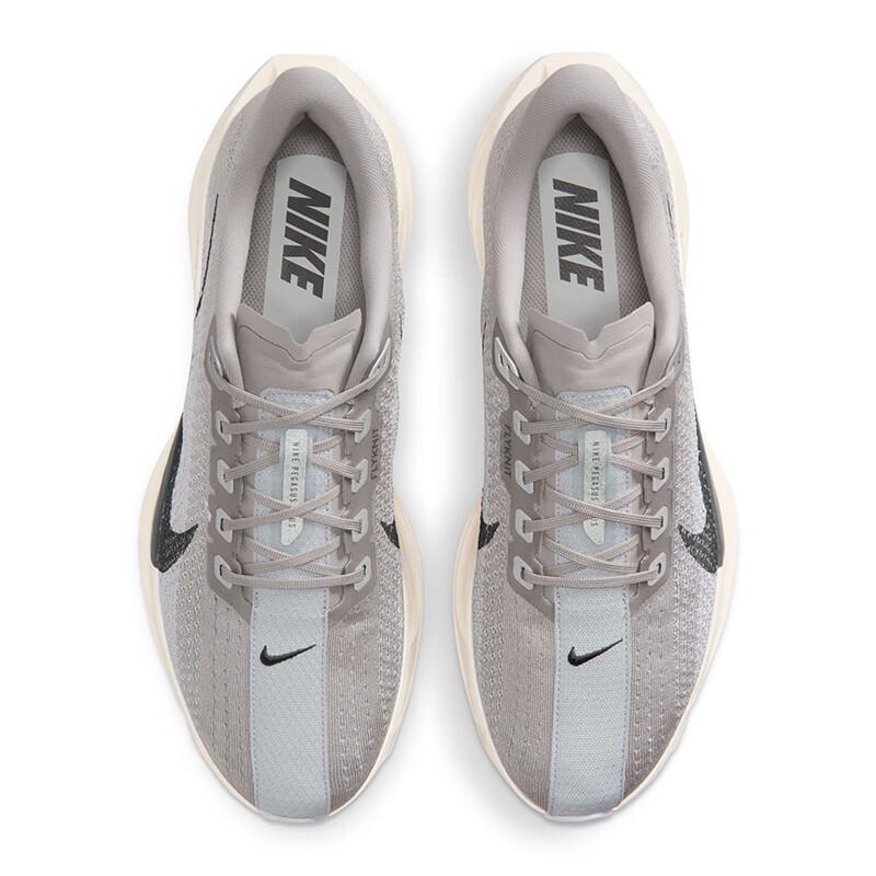 NIKE Men's Pegasus Plus Shock Absorption Running Shoes